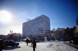 У будівлі в центрі Києва другий день немає води через аварію