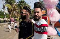 Селфі та розваги на ярмарках: до Багдада повертається нормальне життя