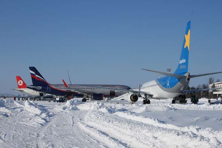 Літак авіакомпанії SkyUp летів до Миколаєва, але приземлився в Одесі