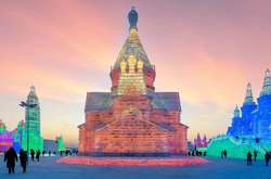 В Китае стартовал крупнейший фестиваль снежных и ледяных скульптур