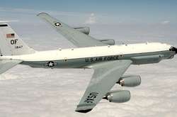  Літак Boeing RC-135V ВМС США 