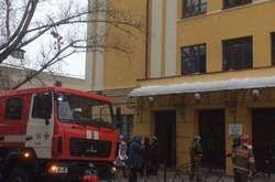  Всіх учнів евакуювали з приміщення до приїзду рятувальників 