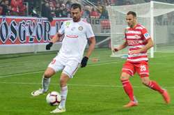 Артем Мілевський (зліва)