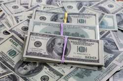 Центробанк РФ зменшив долю активів в доларах в два рази