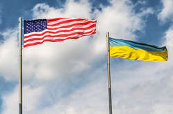 Сайт посольства США в Україні припинив оновлюватись через «шатдаун»