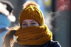 Зимние шарфы способствуют появлению прыщей