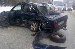  В результаті ДТП автомобіль отримав серйозні пошкодження 