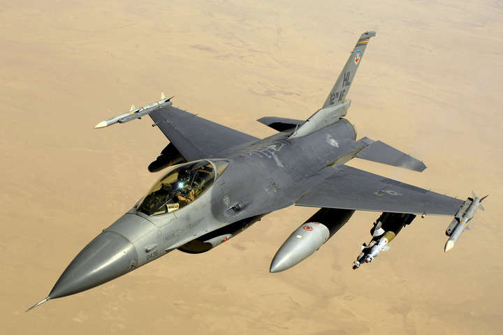 Хорватія відмовилася від вживаних ізраїльських винищувачів F-16