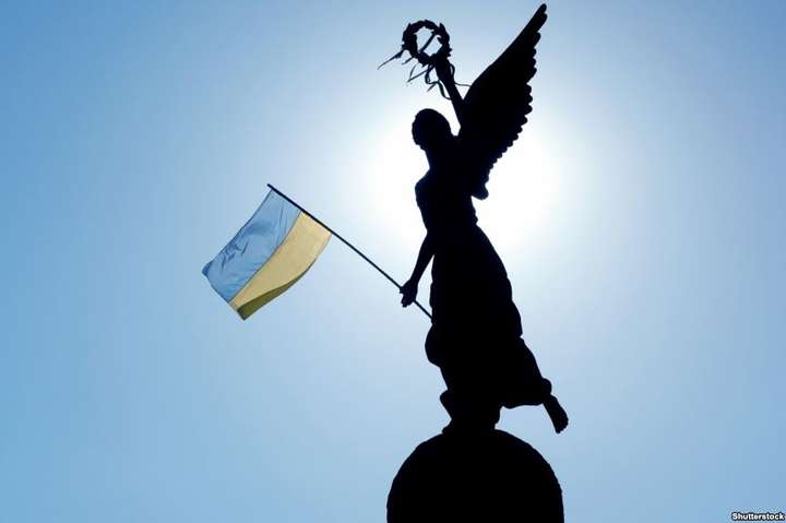 Украинские политики создают тот общественный запрос, который в итоге их убивает