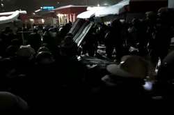 У Харкові обвалився дах торгового павільйону, є постраждалі