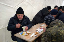 Пунктом обігріву на Куликовому полі в перший день скористалися більше трьохсот людей