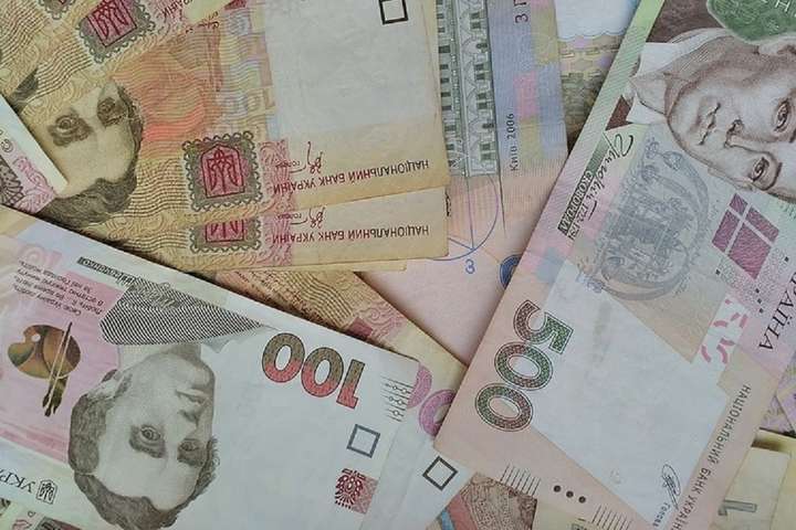 Псевдопрацівники газової служби виманили у пенсіонерки 18 тисяч гривень