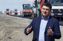 На ремонт місцевих доріг уряд обіцяє майже 15 млрд грн