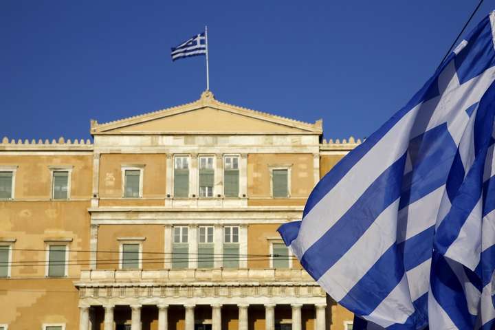 Нова назва Македонії викликала урядову кризу в Греції