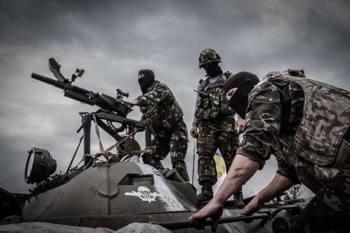 Доба на Донбасі: 14 ворожих обстрілів, одного бійця Об’єднаних сил поранено