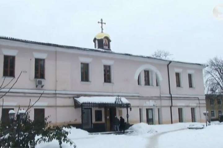 Храм при київському військовому госпіталі перейшов до Православної церкви України 