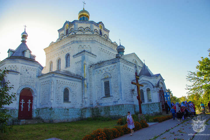 На Вінниччині ще дві парафії перейшли до Помісної церкви України