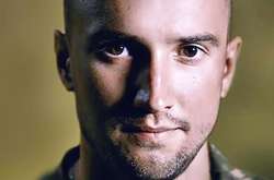 Порошенко привітав наймолодшого Героя України з 25-річчям