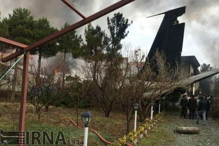 Возле Тегерана разбился грузовой самолет, есть погибшие