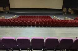 Розпочато заміну глядацьких крісел у кінотеатрі «Київська Русь»  