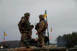 Внаслідок обстрілів на Донбасі загинув український військовий