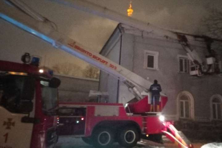 Пожежу на території Лаври у Києві ліквідували