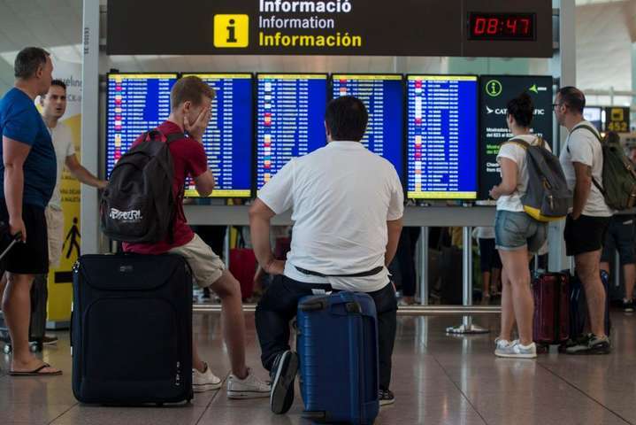 У Німеччині почали страйк одразу вісім аеропортів