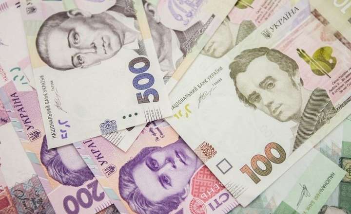 Нацбанк зміцнив офіційний курс гривні щодо долара
