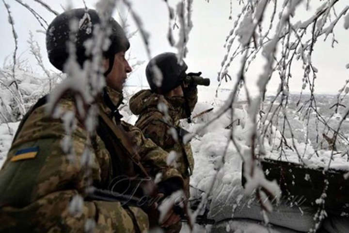 Бойовики обстріляли українських військових біля Славного та Новоолександрівки