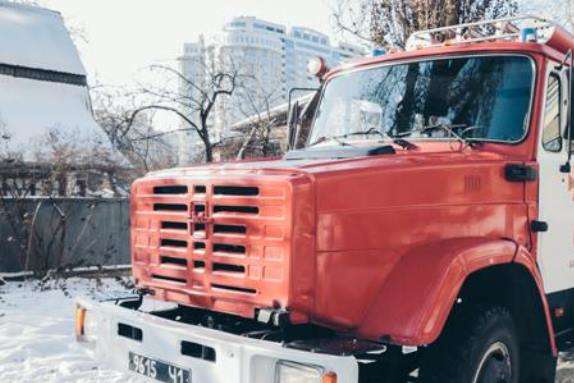 Під час ліквідації пожежі у Києві виявлено труп чоловіка