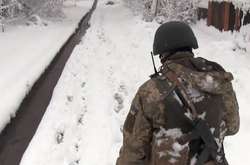 На Донбассе боевики ранили украинского военного