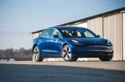 Tesla пообещала подарить Model 3 тому, кто взломает ее программное обеспечение