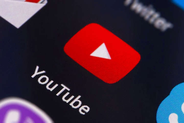 YouTube запретил видео с опасными для жизни и здоровья челленджами