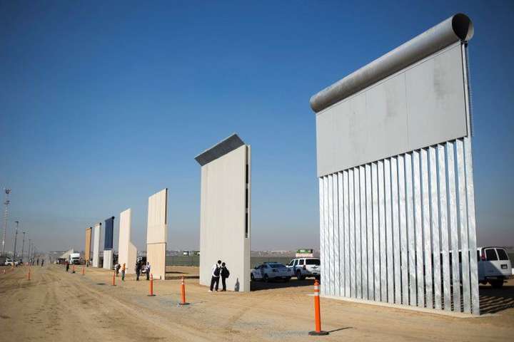 Трамп порахував усі «стіни» у світі