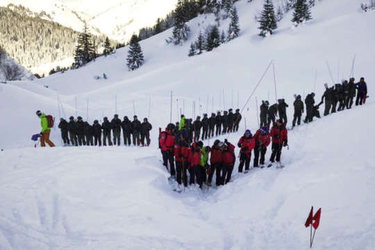 В Австрії знайшли тіла трьох лижників, яких накрили лавини