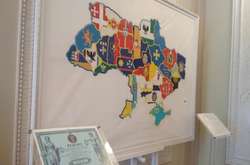 В Верховной Раде разместят карту Украины, вышитую руками шести тысяч людей