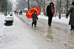 На тротуарах у Києві ожеледиця