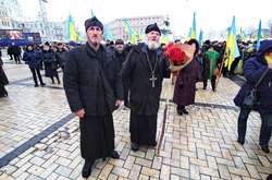 Необхідність унормування питання переходу парафій постала після утворення в Україні помісної православної церкви