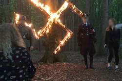  Шестеро поляків в 2017 році влаштували святкування дня народження Адольфа Гітлера 