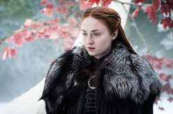 Софи Тернер призналась, что ей запрещали мыть голову на съемках «Игры престолов»