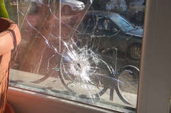 У Херсоні стався напад на редакцію газети: невідомі розпилили газ та стріляли