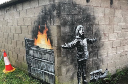 Граффити Бэнкси на гараже в Уэльсе продали за $130 тысяч