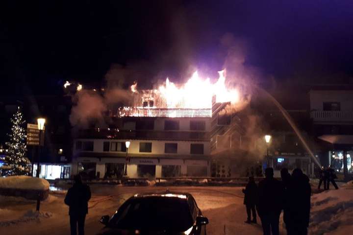 Пожежа в Куршевелі: Заради порятунку люди стрибали з вікон