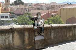 Испанских католиков оскорбила «слишком веселая» статуя сатаны