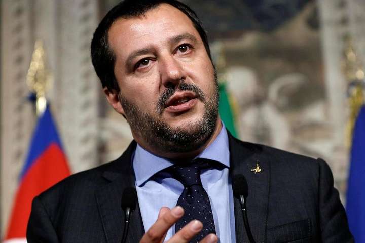 Віце-прем’єр Італії запропонував ввести санкції проти Франції