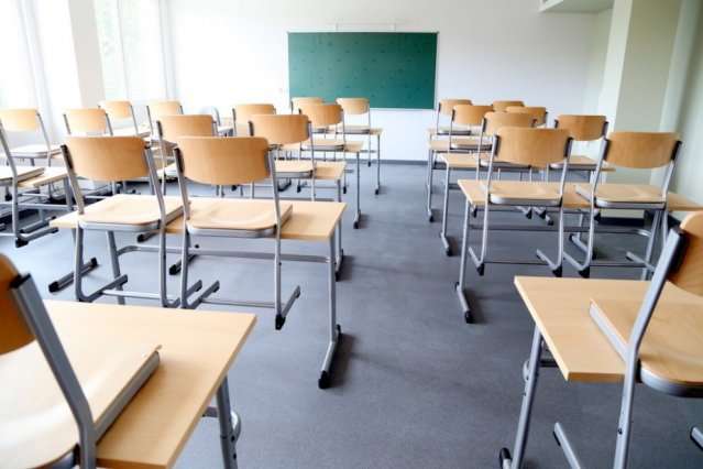 У трьох районах Рівненщини школи закрили на карантин