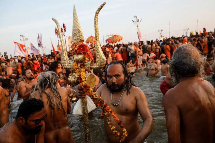 В Індія розпочався найбільший фестиваль світу Кумбха Мела