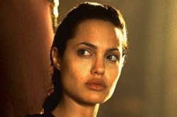 Анджелина Джоли