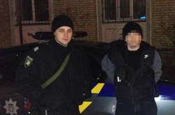 Поліція зловила молодика, який намагався обікрасти банк у Києві