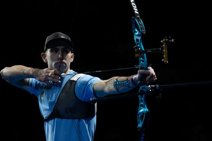 Український лучник пройшов триразового призера Олімпіади та завоював дебютну медаль Кубку світу